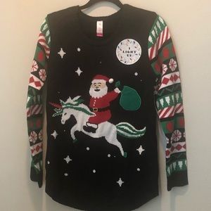 NWOT No Boundaries Christmas Sweater L (11/13)